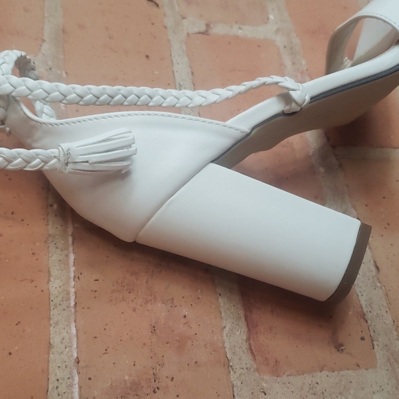 White dressy heels - Picture 4 of 4